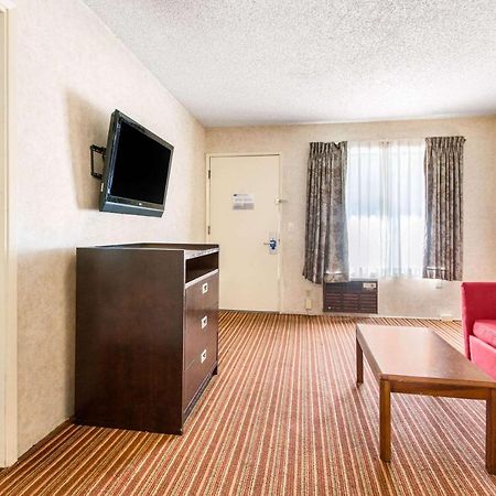 Rodeway Inn & Suites El Cajon San Diego East Экстерьер фото